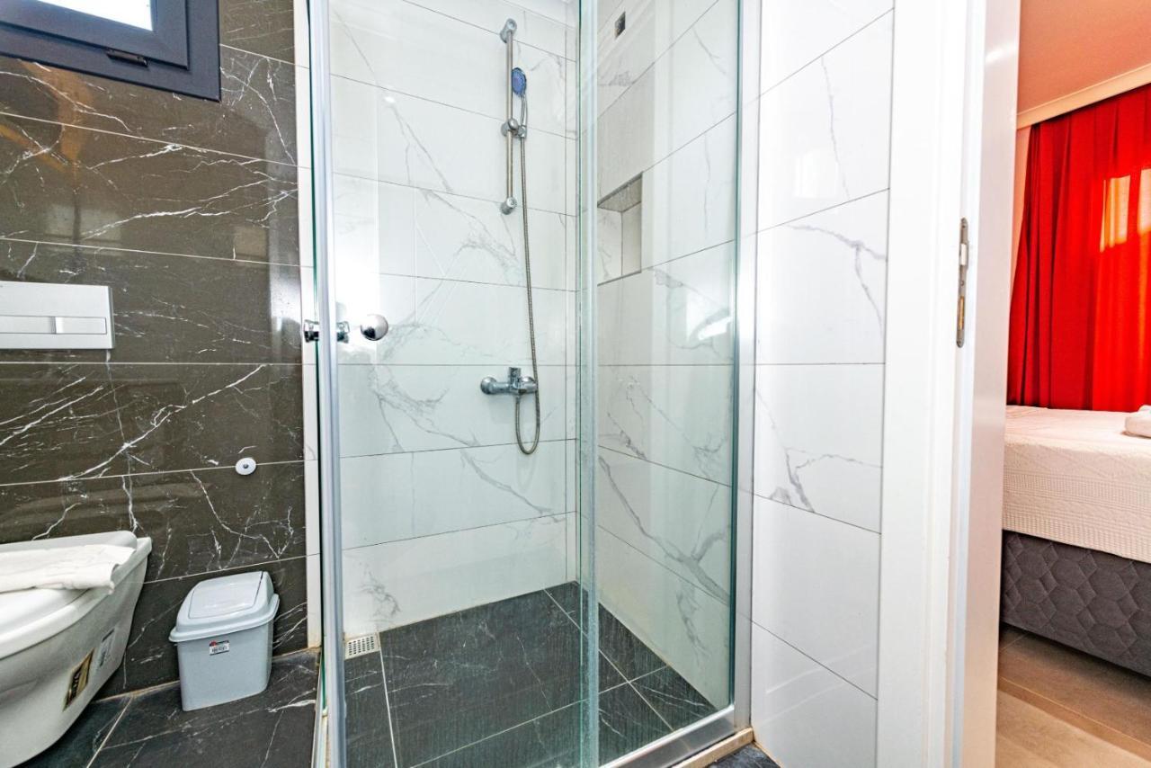 4 Bedroom Holiday Villa In Hisaroenue Oeluedeniz- Gold Rose 페티예 외부 사진