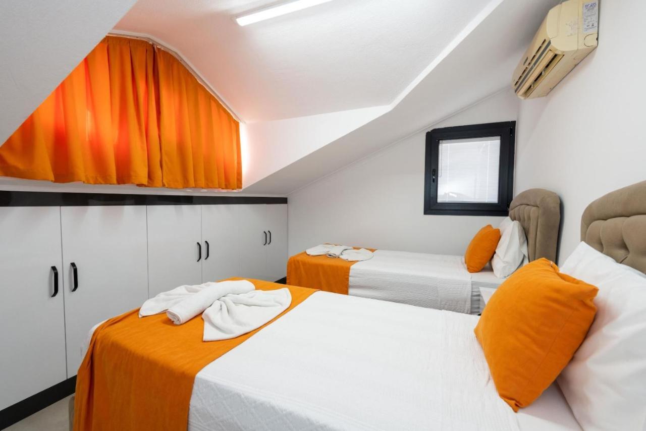 4 Bedroom Holiday Villa In Hisaroenue Oeluedeniz- Gold Rose 페티예 외부 사진