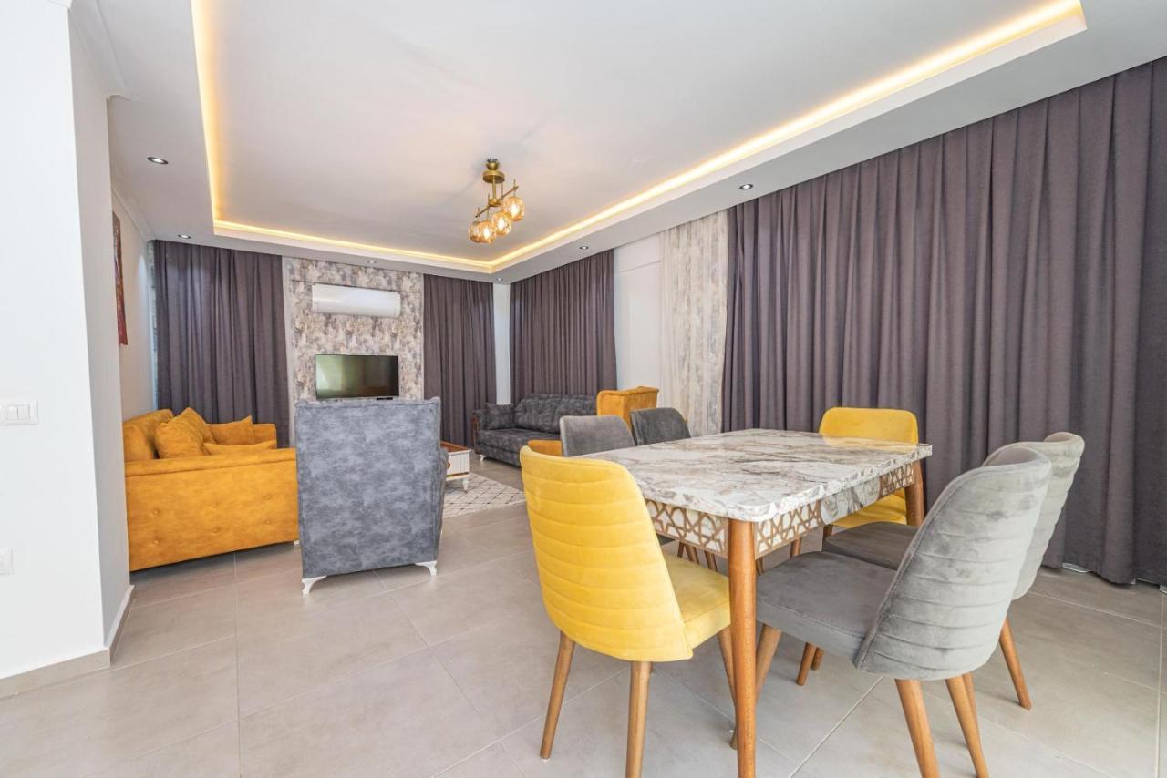 4 Bedroom Holiday Villa In Hisaroenue Oeluedeniz- Gold Rose 페티예 외부 사진