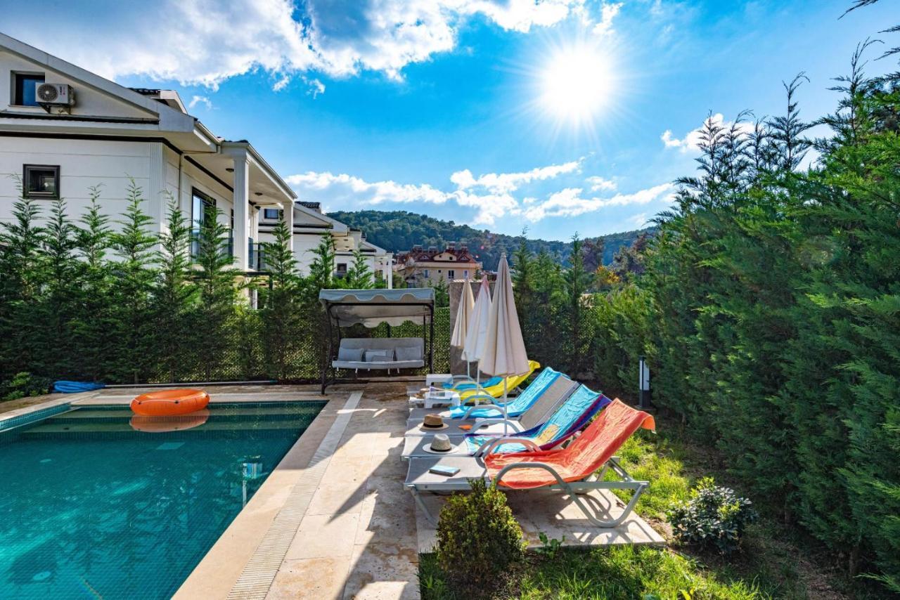 4 Bedroom Holiday Villa In Hisaroenue Oeluedeniz- Gold Rose 페티예 외부 사진