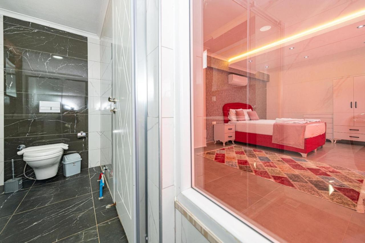 4 Bedroom Holiday Villa In Hisaroenue Oeluedeniz- Gold Rose 페티예 외부 사진