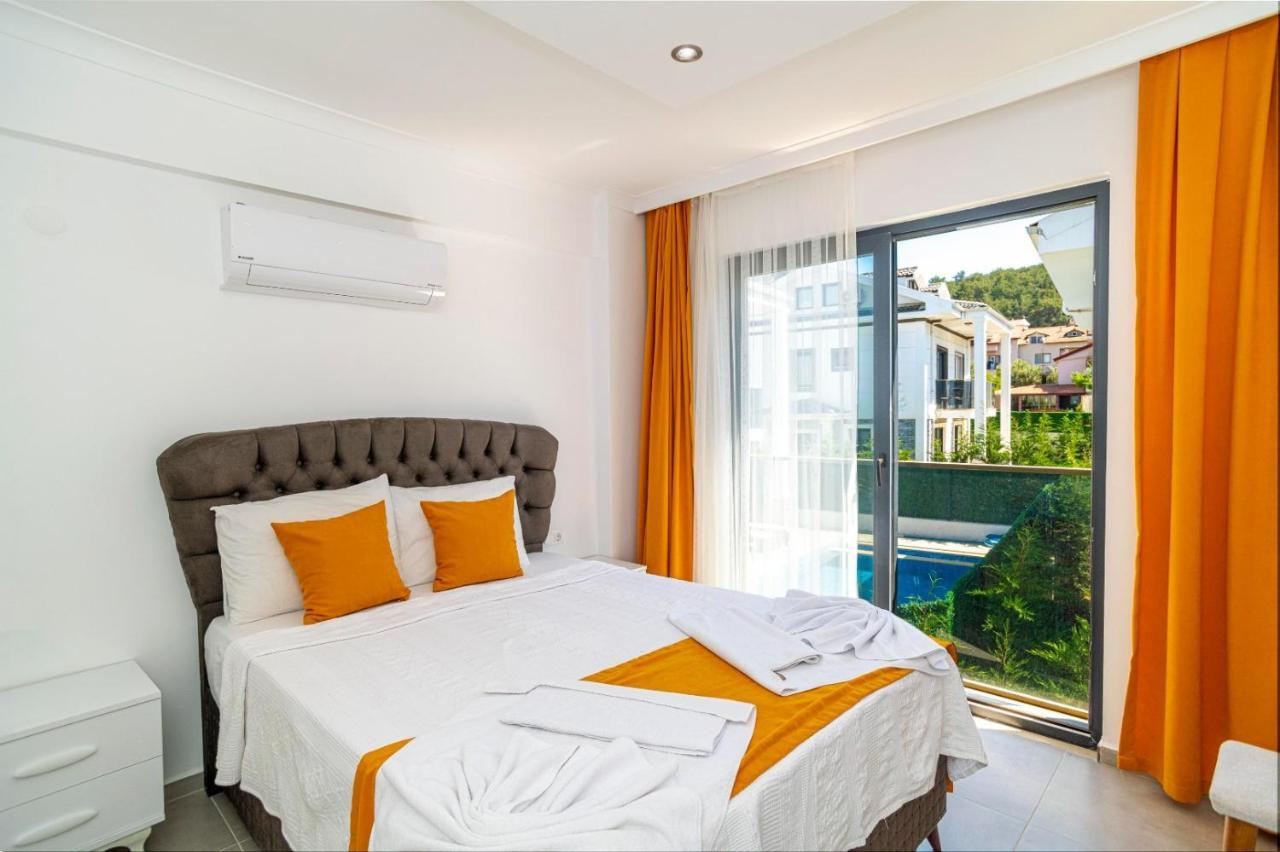 4 Bedroom Holiday Villa In Hisaroenue Oeluedeniz- Gold Rose 페티예 외부 사진