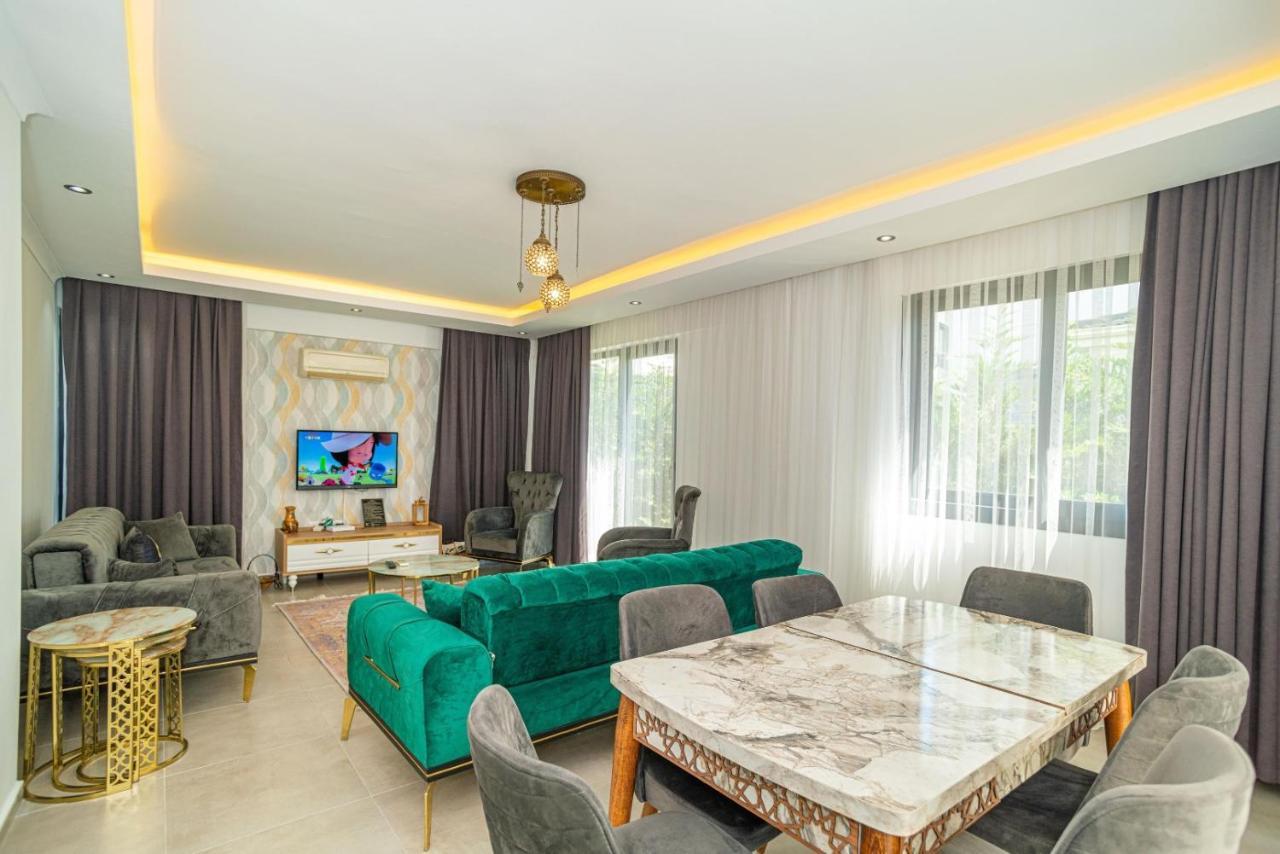 4 Bedroom Holiday Villa In Hisaroenue Oeluedeniz- Gold Rose 페티예 외부 사진